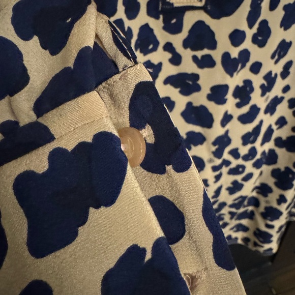 New Tory Burch button placket top 10 - Picture 3 of 5